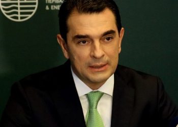 Υπερδιπλασιάζεται η επιδότηση στους λογαριασμούς ηλεκτρικής ενέργειας σε όλα τα νοικοκυριά