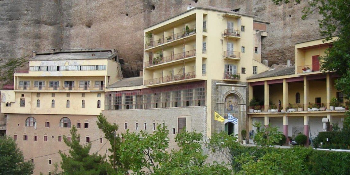 Η λεηλασία και η πυρπόληση της Ιεράς Μονής του Μεγάλου Σπηλαίου