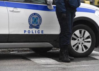 Συλλήψεις ανηλίκων για ληστεία