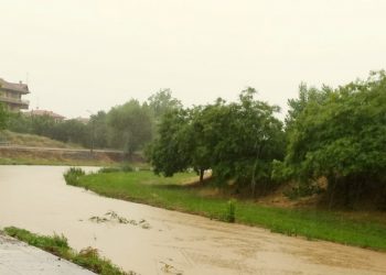 Ενίσχυση των αναχωμάτων του Ληθαίου σε περιοχές των Τρικάλων