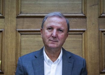 Γλίτωσε την διαγραφή με …διευκρινήσεις