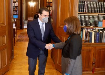 Στο Προεδρικό Μέγαρο ο Κώστας Σκρέκας