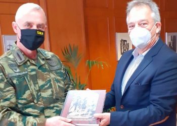 Σε Αντιπεριφερειάρχη και Δήμαρχο ο νέος Διοικητής της ΣΜΥ