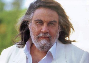 Παγκόσμια συγκίνηση από τον θάνατο του Βαγγέλη Παπαθανασίου