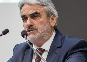 Γιαγιάκος …καλεί Σκρέκα για την «ρήτρα αναπροσαρμογής»