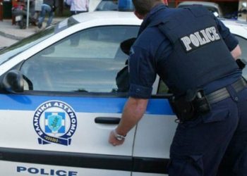 Συλλήψεις στο Μουζάκι και έρευνα σε οικία στα Τρίκαλα