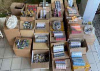 Συλλήψεις για λαθρεμπόριο τσιγάρων και καπνού