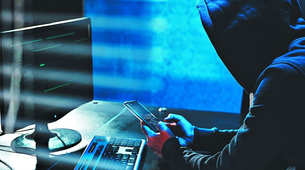«Θερμαίνεται» το πολιτικό κλίμα λόγω … «Predator»