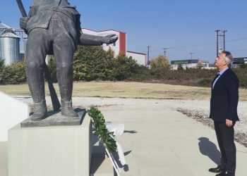 Δόξα και τιμή στους Τρικαλινούς πεσόντες υπέρ πατρίδας