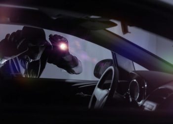 Δεν τα κατάφερε ούτε με μοτοσικλέτα ούτε με ΙΧΕ αυτοκίνητο