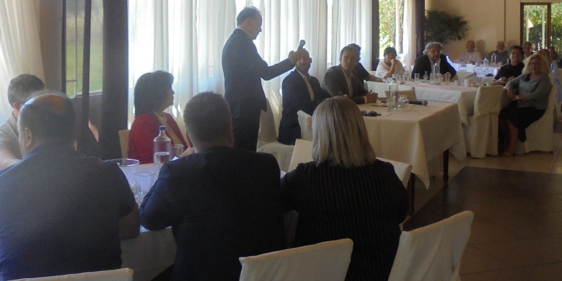 «Πράσινη» οργή στα Τρίκαλα για τον …Ανδρέα Λοβέρδο