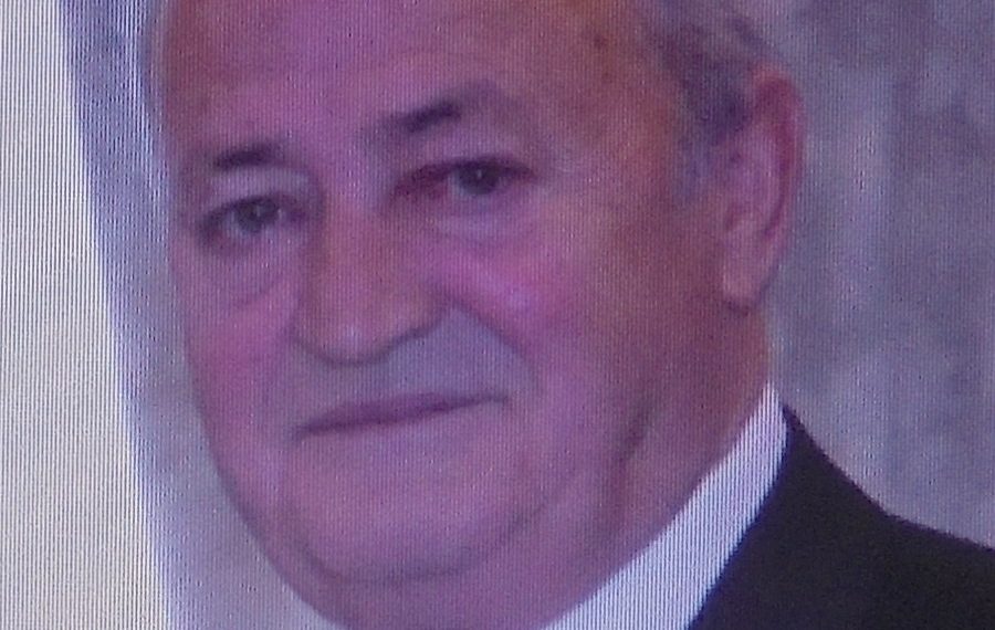 «Έφυγε» ο Απόστολος Καρβούνης