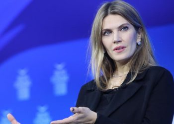 Εκτός κόμματος η Εύα Καϊλή με απόφαση του Νίκου Ανδρουλάκη