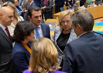 Κώστας Σκρέκας: Δικαιώθηκε η πρόταση για πλαφόν του Κυριάκου Μητσοτάκη