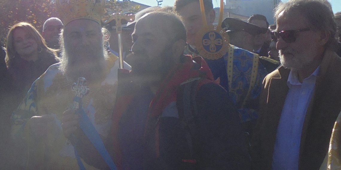 Με …ανοιξιάτικες συνθήκες ο Αγιασμός των υδάτων στα Τρίκαλα
