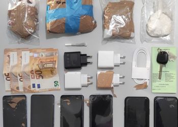 Συλλήψεις στα Τρίκαλα για χασίς και κοκαΐνη