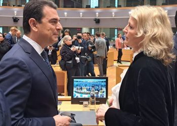«Μέτωπο» 14 χωρών υπέρ της Ελληνικής πρότασης για τα δίκτυα ηλεκτρικής ενέργειας