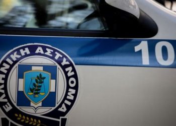 Χειροπέδες για κατοχή ηρωίνης και κοκαΐνης