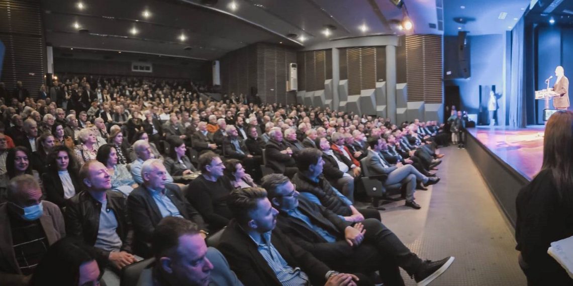 Δεν σας καλώ να με ψηφίσετε με αντιπαροχή αλλά για αυτό που είμαι