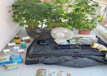 Έφοδος Αστυνομικών σε οικία στα Τρίκαλα