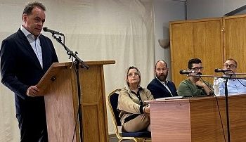 Ψηφίζουμε ΠΑΣΟΚ γιατί η ΝΔ πρέπει να έχει ένα δυνατό αντίβαρο