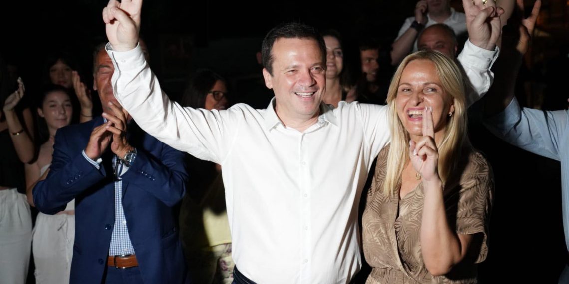 Κανένας μόνος, κανένας πίσω, όλοι μαζί