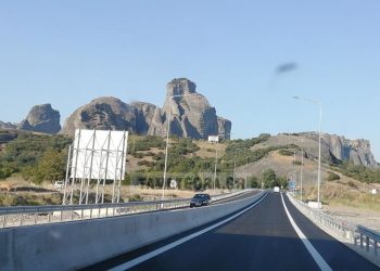 Στην κυκλοφορία νέα παράπλευρη οδός του Ε-65