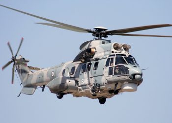 Αερομεταφορά Πυροσβέστη στα Στουρναραίικα μετά από πτώση