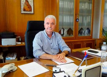 Φεύγω …Δήμαρχος