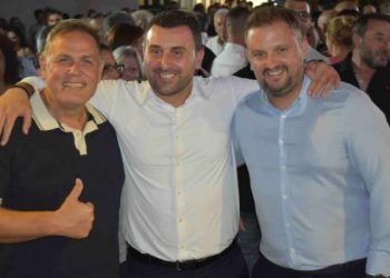 Ευχές από το …δίδυμο