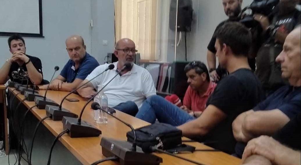 Στο Δημαρχείο Φαρκαδόνας ο Στέφανος Κασσελάκης