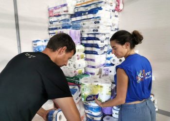 Ήρθαν στα Τρίκαλα ως Εθελοντές ο Γιώργος και η Αναστασία