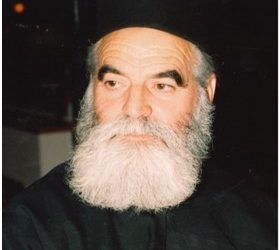 Εκοιμήθη ο Πρωτοπρεσβύτερος Κων/νος Παπαζαφείρης