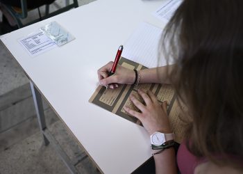 Αίτημα Αγοραστού για μοριοδότηση μαθητών της Θεσσαλίας στις Πανελλαδικές εξετάσεις