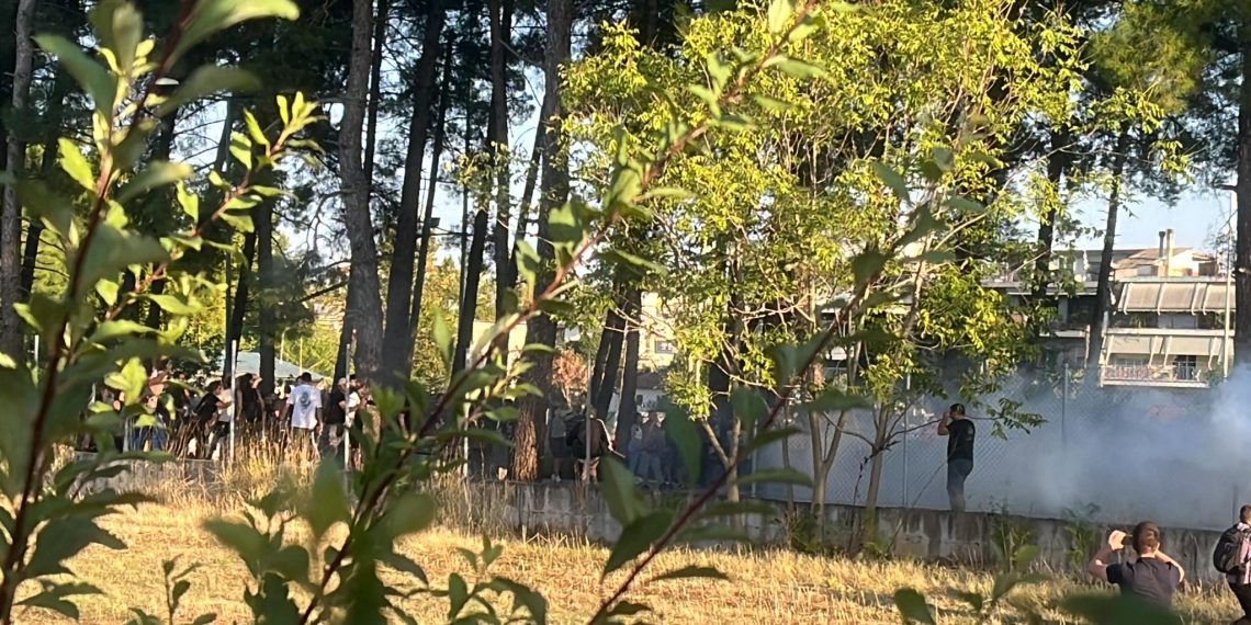 Συλλήψεις, τραυματισμοί και …ΠΔΕ για τα επεισόδια στην Λάρισα