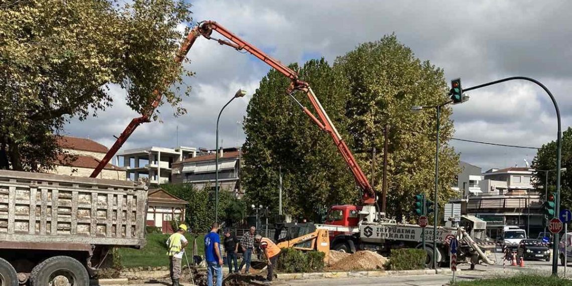 Συνεχίζεται η «θωράκιση» στην πλατεία Βουβής