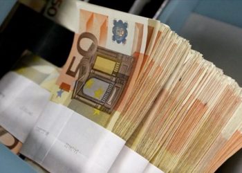 Χρήματα σε πλημμυροπαθείς και ένταξη στο σχήμα της κρατικής αρωγής των κατ’ επάγγελμα αγροτών