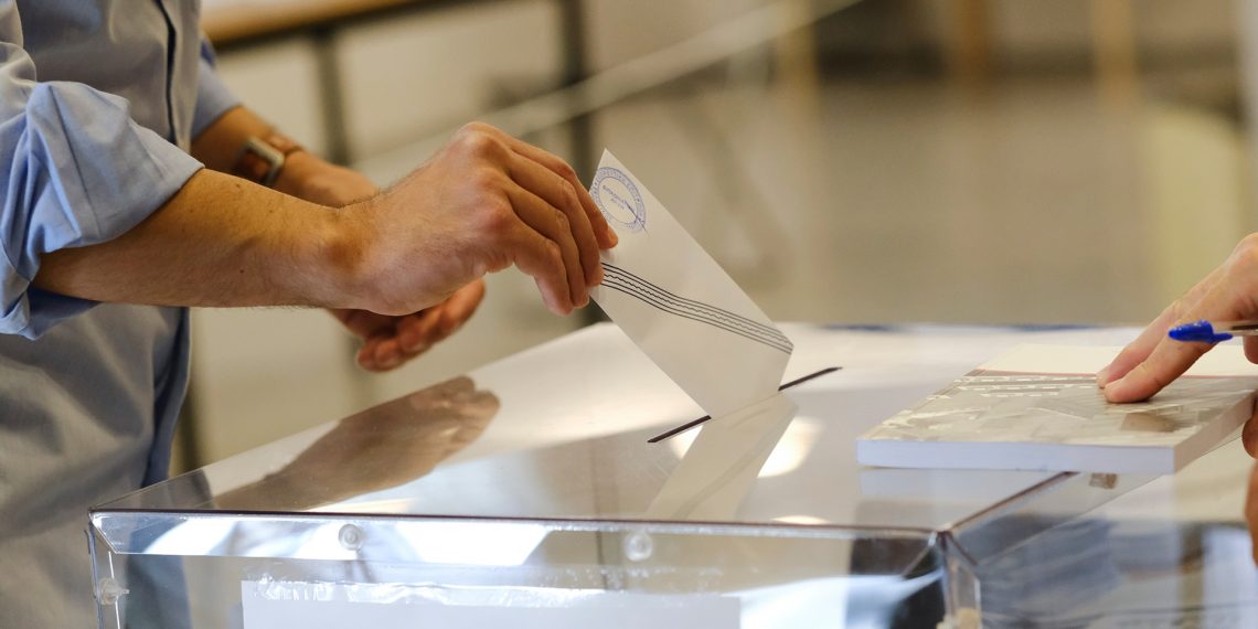 Σε εξέλιξη στην Θεσσαλία η εκλογή Περιφερειάρχη και 3 Δημάρχων