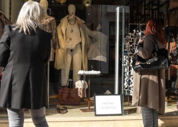 Κυριακάτικο άνοιγμα των καταστημάτων