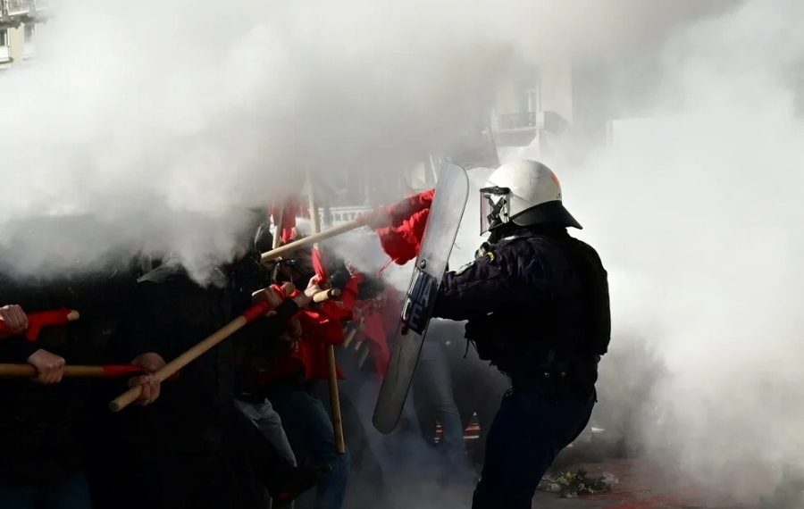 Αιματηρό το πανεκπαιδευτικό συλλαλητήριο ενάντια στην ίδρυση μη κρατικών Πανεπιστημίων
