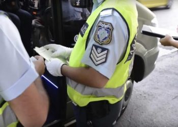 «Βροχή» στην Θεσσαλία οι …εορταστικές κλήσεις από την Τροχαία