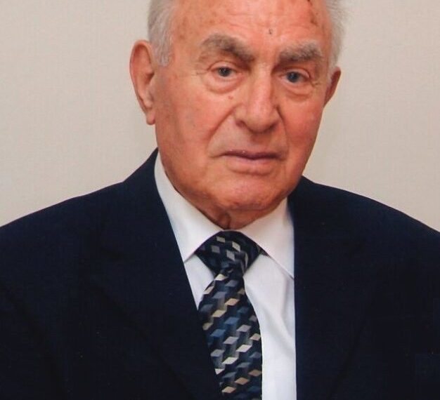 «Έφυγε» ο Ναπολέων Σφέϊκος