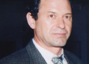 «Έφυγε» ο Αθανάσιος Καραμούτσιος