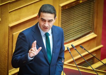 Ο Υπουργός Εθνικής Άμυνας δημιουργεί τεράστια αναταραχή στις Ένοπλες Δυνάμεις