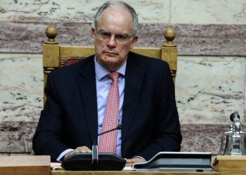 Προ των θυρών του Προεδρικού Μεγάρου ο Κων/νος Τασούλας