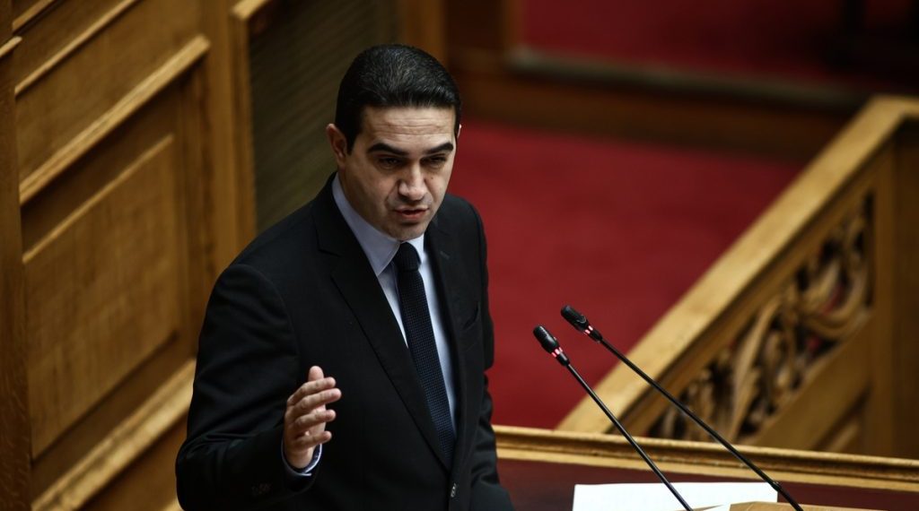 Το ιδιωτικό χρέος «πνίγει» νοικοκυριά και επιχειρήσεις