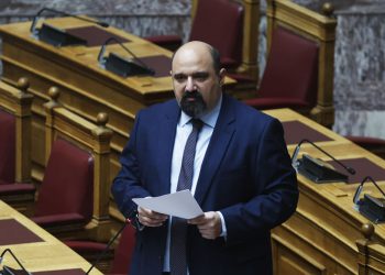 Εξελίξεις στην Κυβέρνηση μετά την παραίτηση Τριαντόπουλου