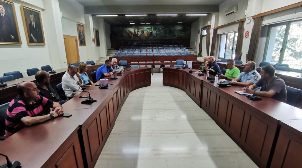 Συνεδρίασε για τον καύσωνα το αρμόδιο Συντονιστικό Όργανο Πολιτικής Προστασίας στον Δήμο Τρικκαίων