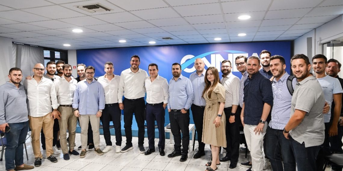 Με τους νέους της ΟΝΝΕΔ ο Κώστας Σκρέκας