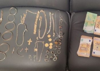 Εξιχνίαση υποθέσεων τηλεφωνικής απάτης και από ανήλικους
